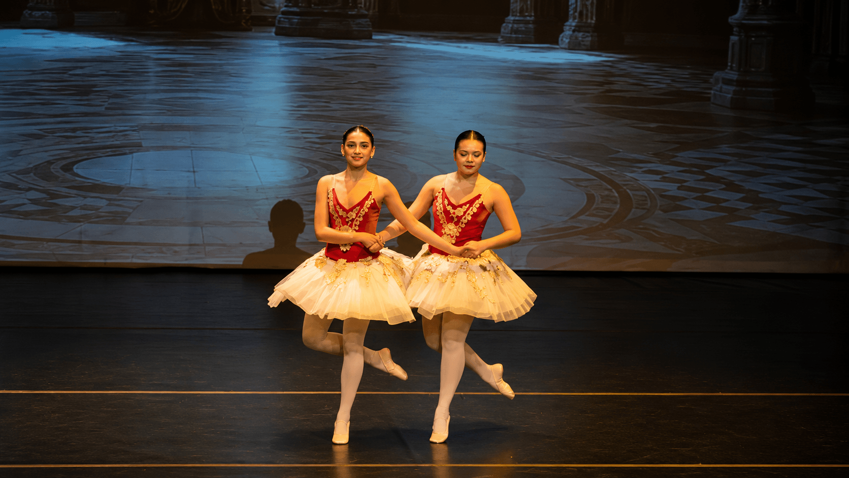 Bailarinas de Ballet Mabel Henríquez durante una gala